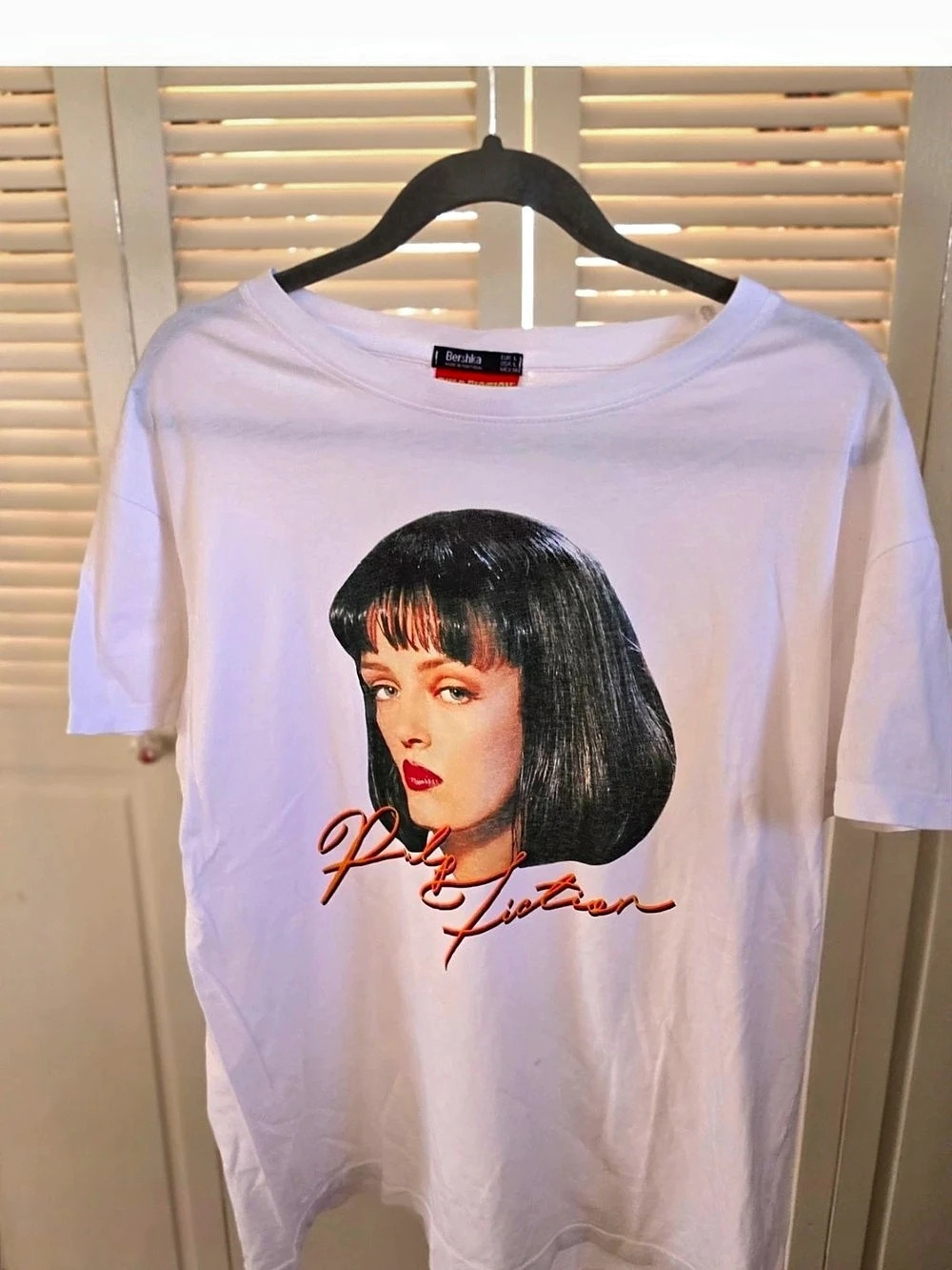 Bershka Pulp Fiction Mia Wallace Graphic T-Shirt Tee White & Black Medium